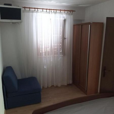 Apartamento Kontin 2 Stari Grad  Exterior foto